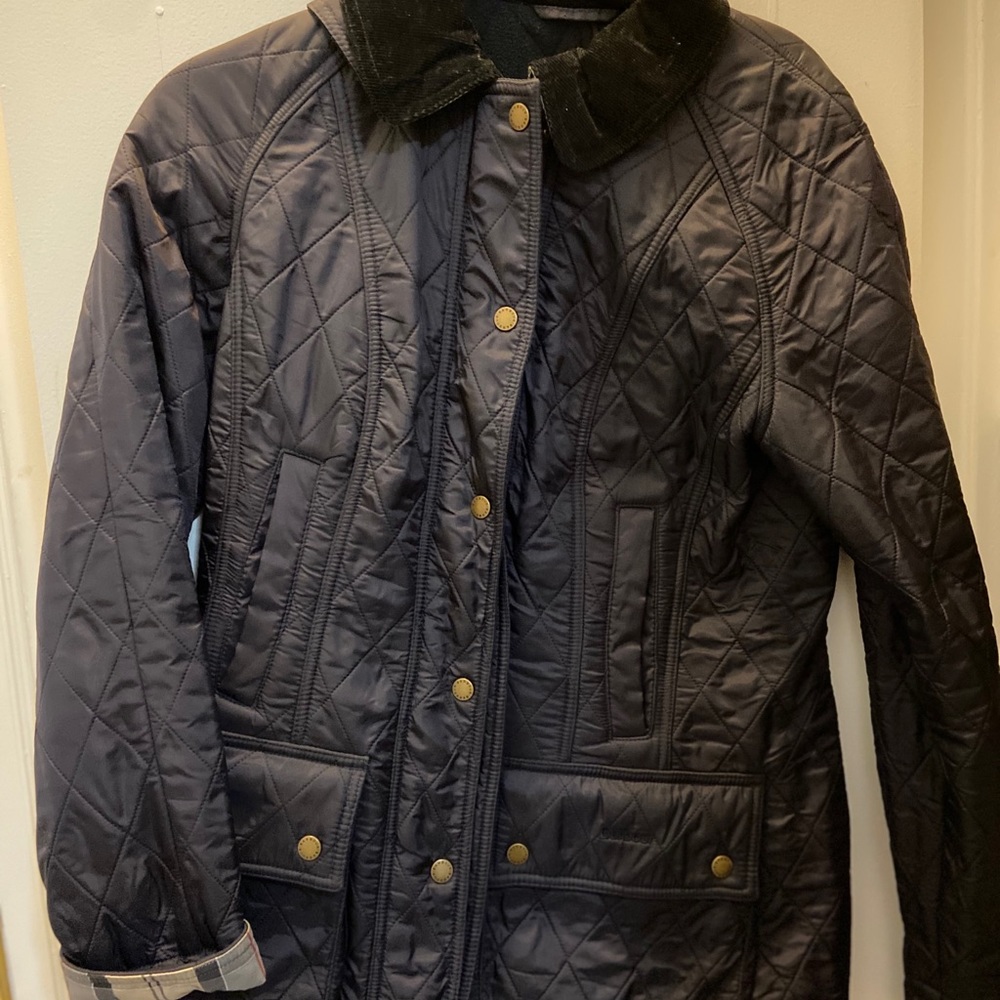 Barbour quilted beadnell jacket with plaid details and lined.